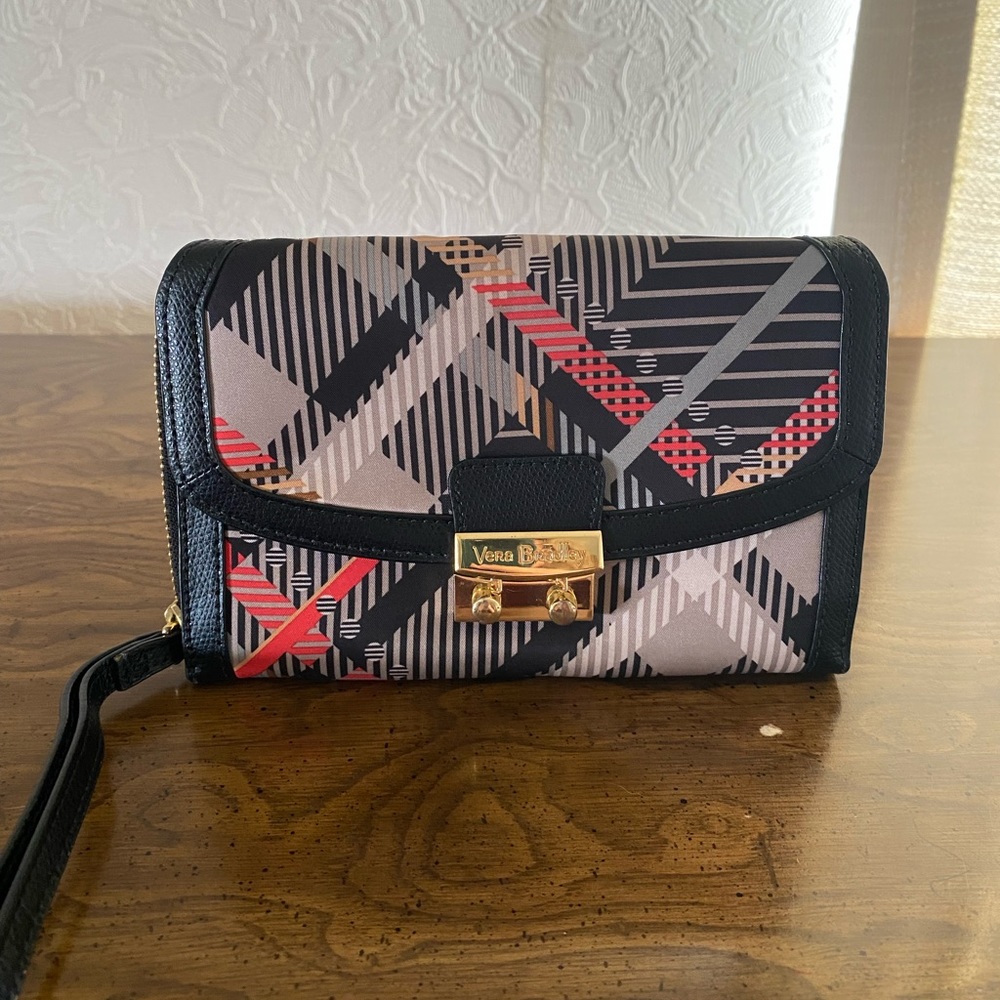 Vera Bradley wristlet wallet plaid